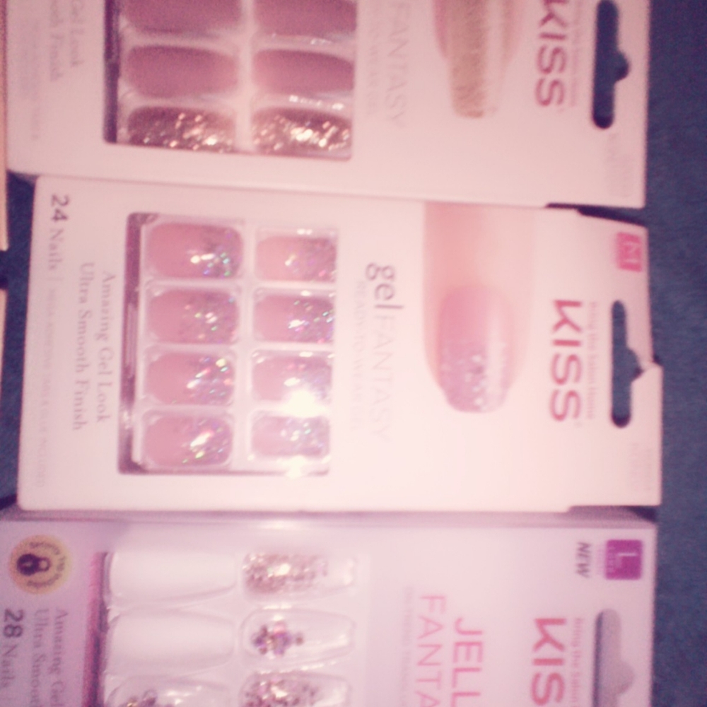 Nails - Picture 3 of 7